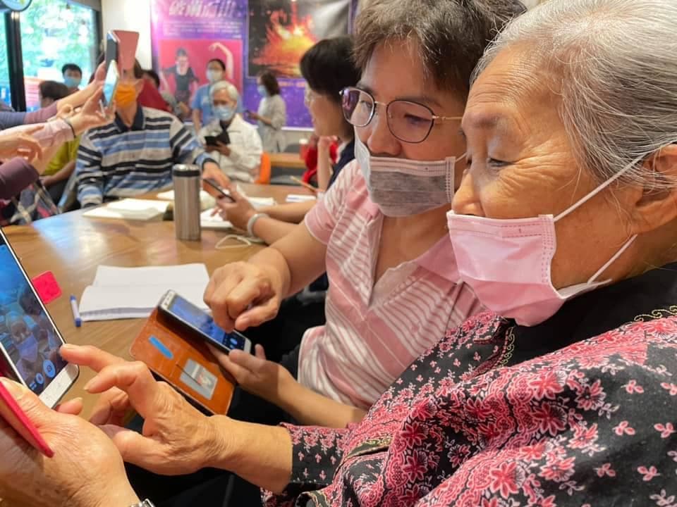 到咖手，活動花絮 | 手機應用｜喚醒年輕的心